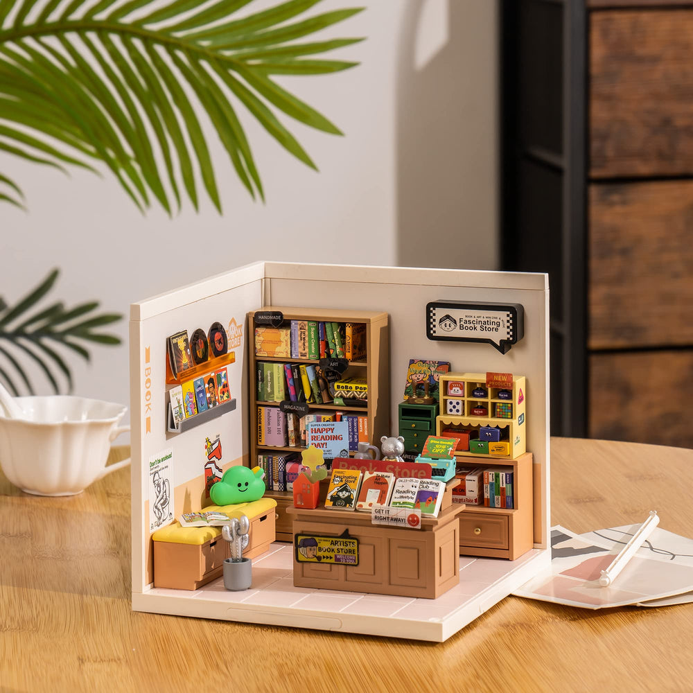 Rolife 1-24 model-building kit packaging, perfect for gifting inspiration.