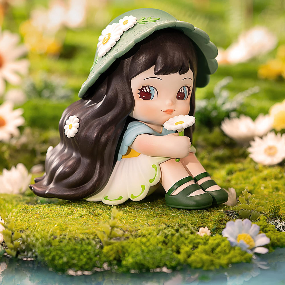 Rolife Charline display shelf setup for kawaii collectors.