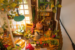 Rolife dollhouse interior detail with tiny rooms for immersive display