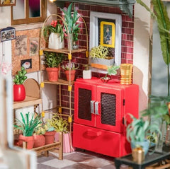 Rolife 1/24 scale dollhouse interior tabletop shot for display and gifting.