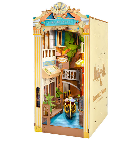 Rowood Venice canal scene Book Nook fills shelf with warm ambiance