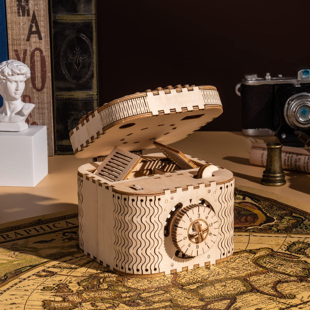 Rowood wood finish adds vintage charm, perfect as a gift