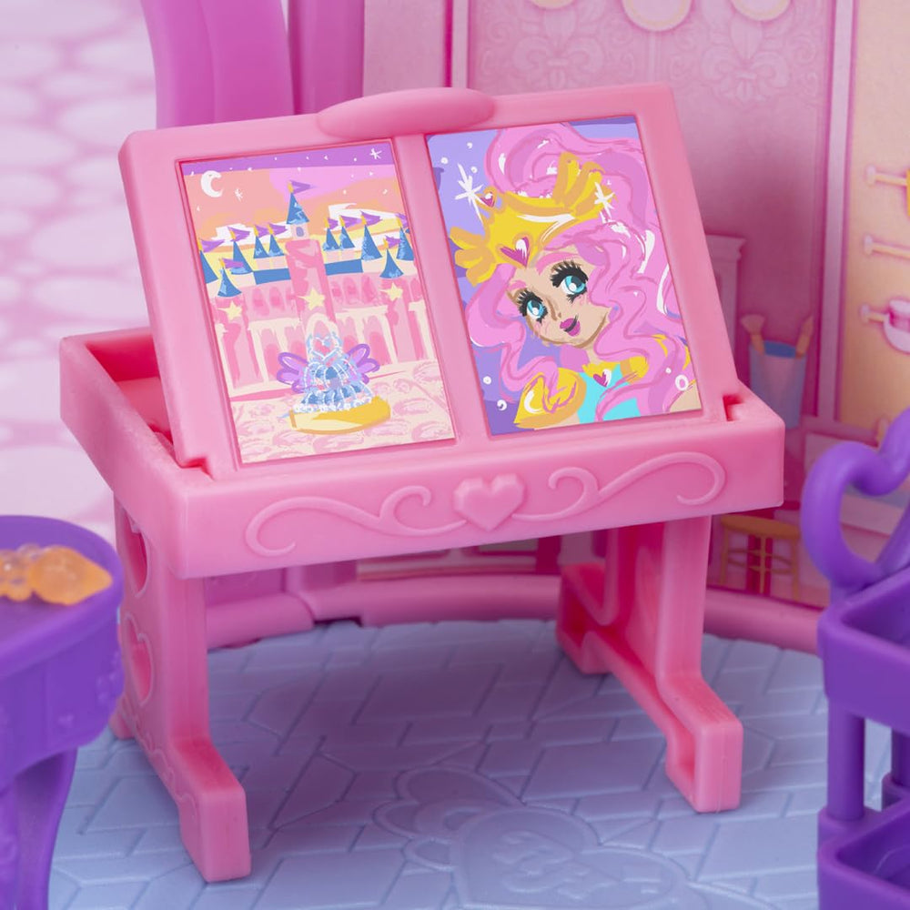 Royale High Art Class Playset includes paint palette beret bonus item.