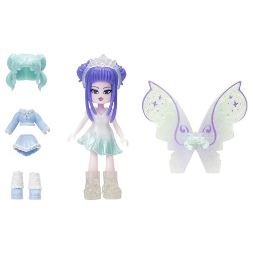 Royale High wings that double as a wearable ring for versatile wear