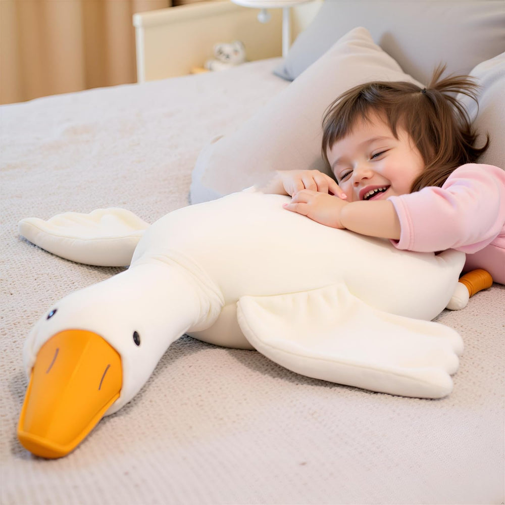 Ryttir Goose Plush serves as a reliable cuddle companion