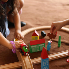 SainSmart Jr. easy-to-build gift-ready set for kids