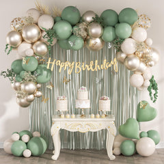 Globos verde salvia de saratimtou para una decoración elegante de cumpleaños.