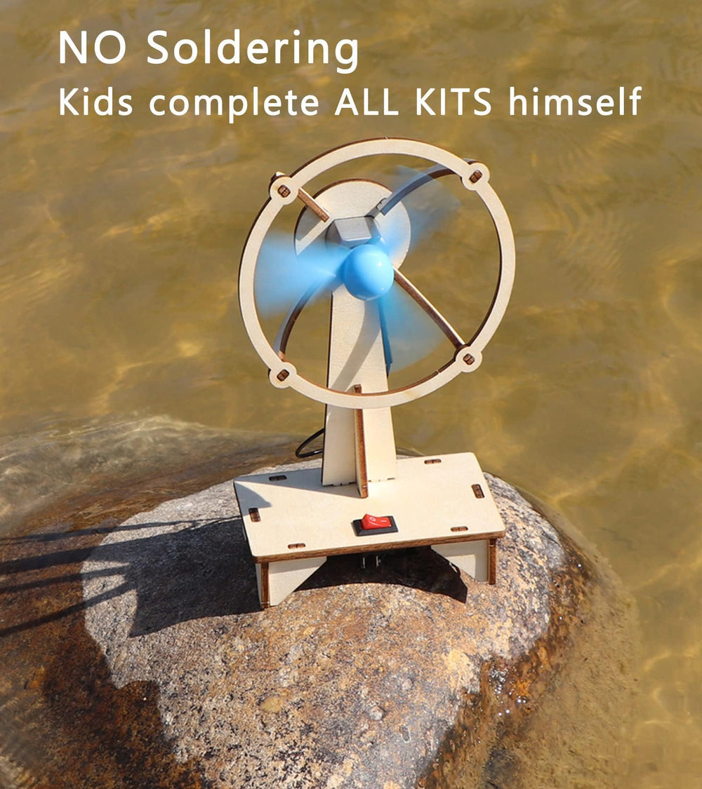 SCAEMO family learning moment with four kits encouraging teamwork
