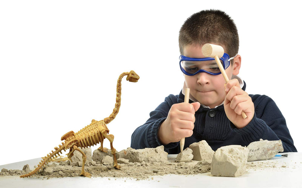 Science4You fossil chisel and hammer help kids learn careful digging and fossil recovery.