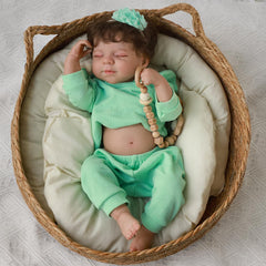 SCOM Reborn 18-inch face detail highlights lifelike features for gentle nurturing play