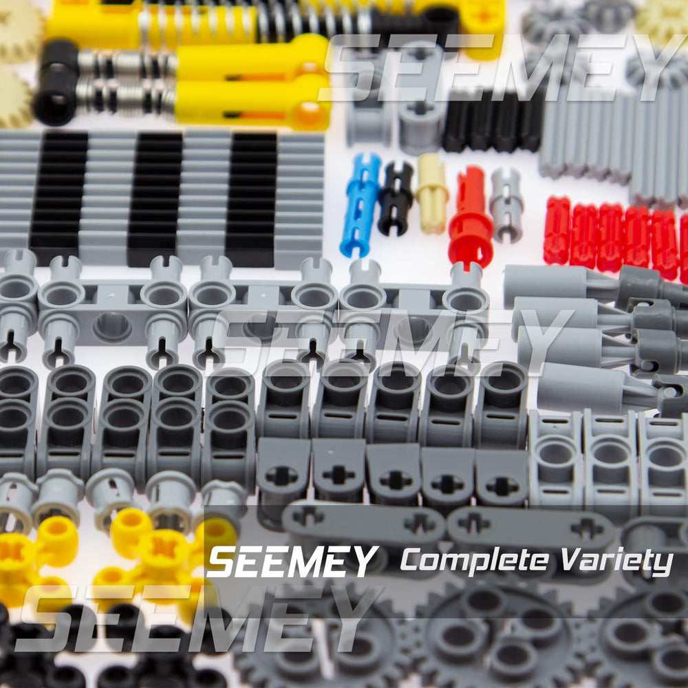 SEEMEY 844Pcs tank track kit for durable tracked vehicle builds.