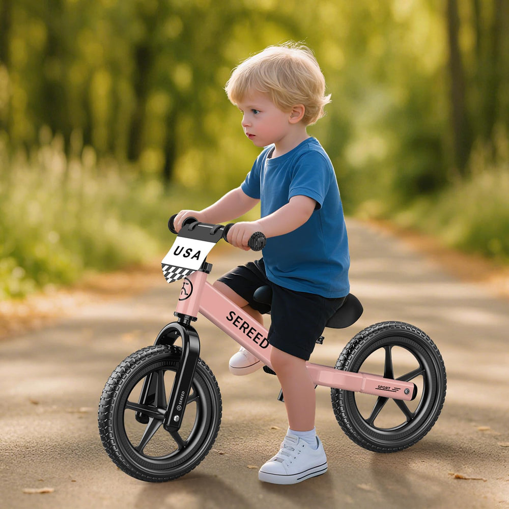 SEREED customizable plate and stickers to personalize the bike.