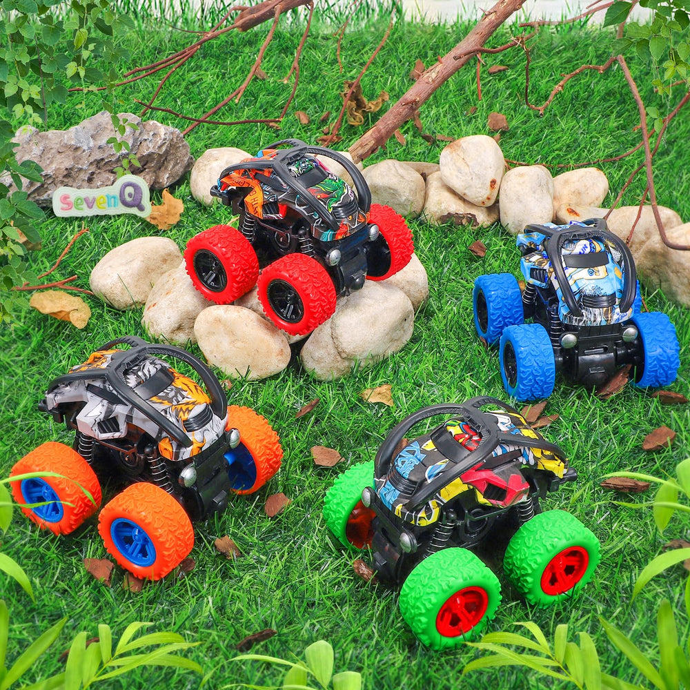 SevenQ graffiti-look flip cars showcase double-sided stunts for quick kid-friendly excitement.
