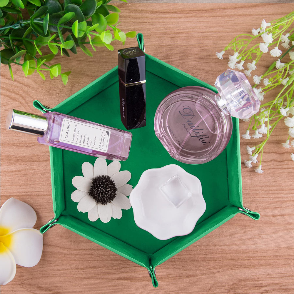 SIQUK green hexagon dice tray with snaps is easy to collapse and carry