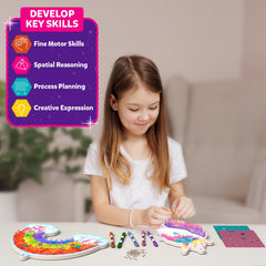 Skillmatics Kid-friendly pins ensure safe, mess-free crafting.