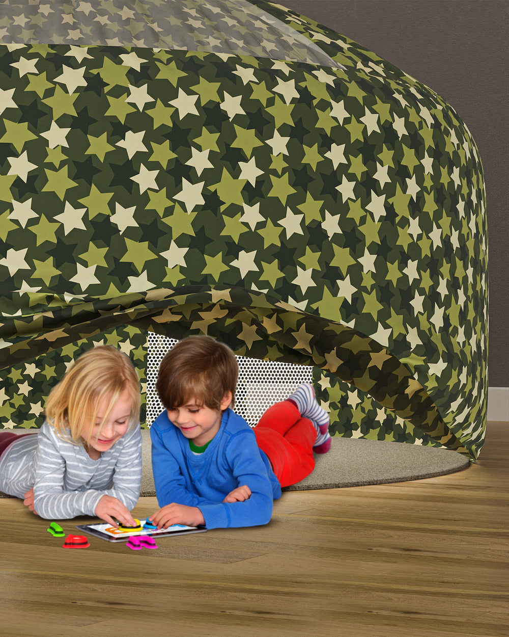 Skywin Forest Fort spacious-area image emphasizes room for blankets, toys, and imagination.