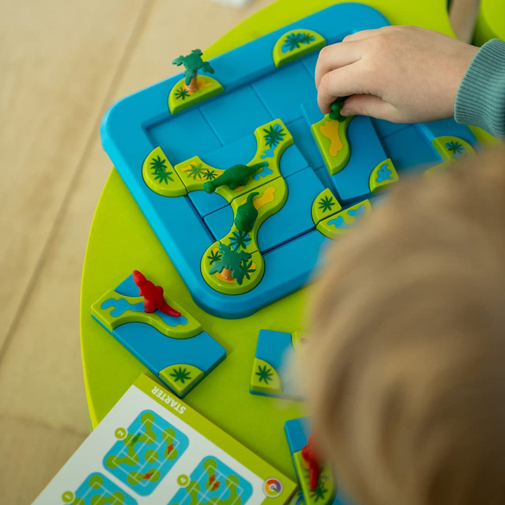 SmartGames Dinosaurs Mystic Islands instruction book simplifies setup and first-time play.