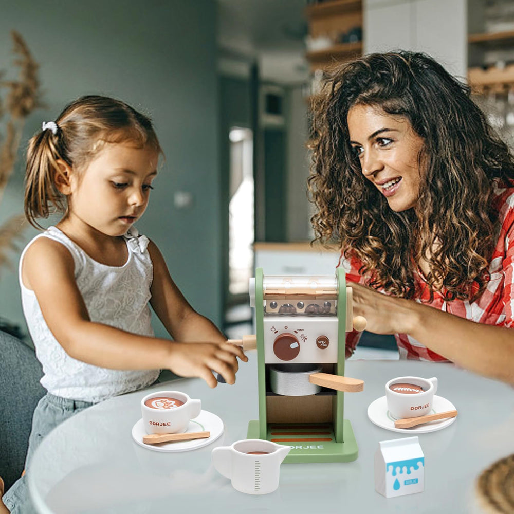Smartwo 17-piece set supports varied play scenarios with authentic accessories