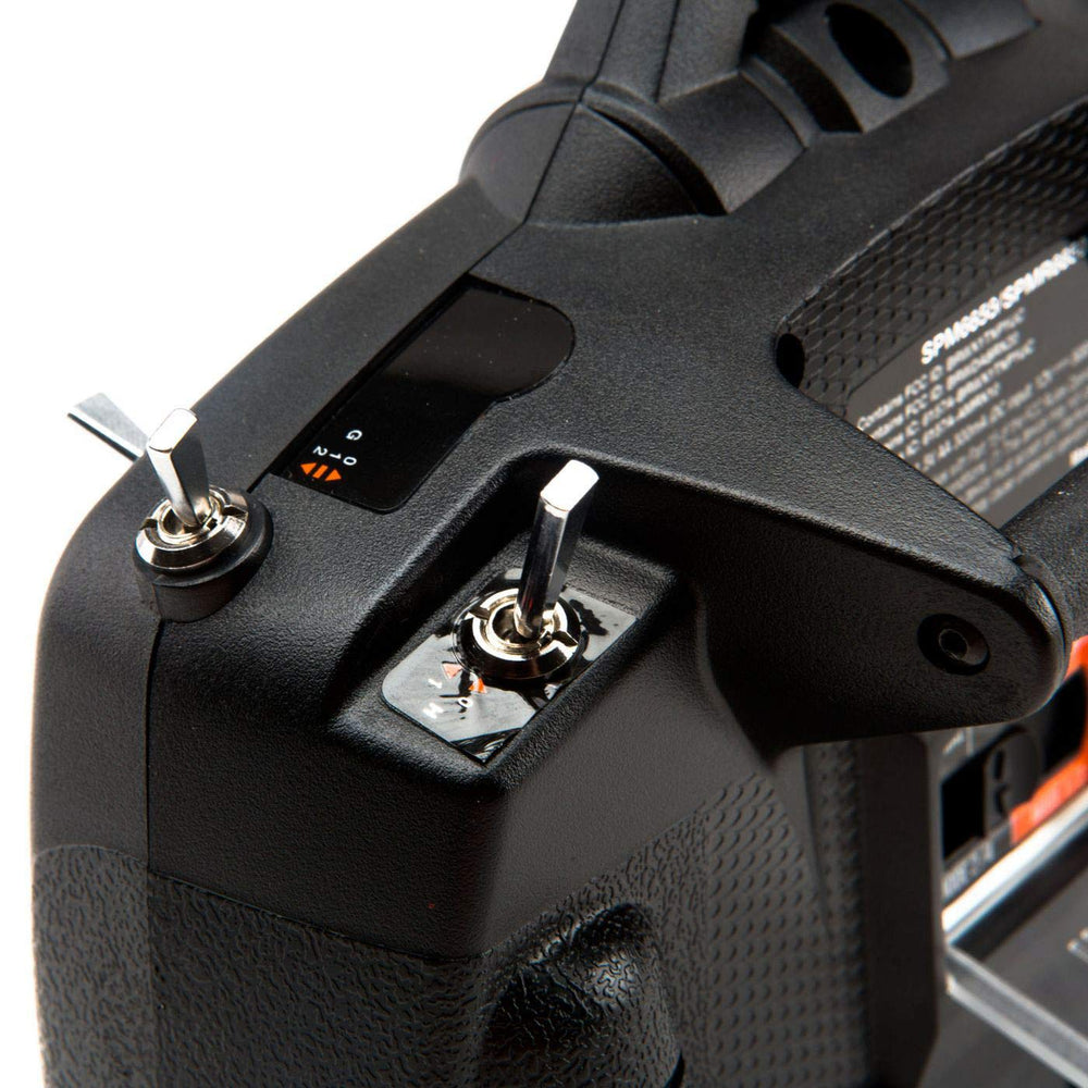 Spektrum DX6e side controls for easy programming on the go.