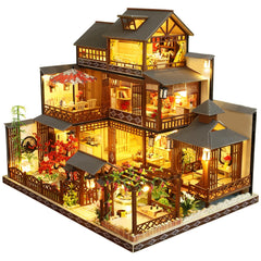 Spilay Yaquan Courtyard dollhouse box highlights gift-ready packaging and elegant design.