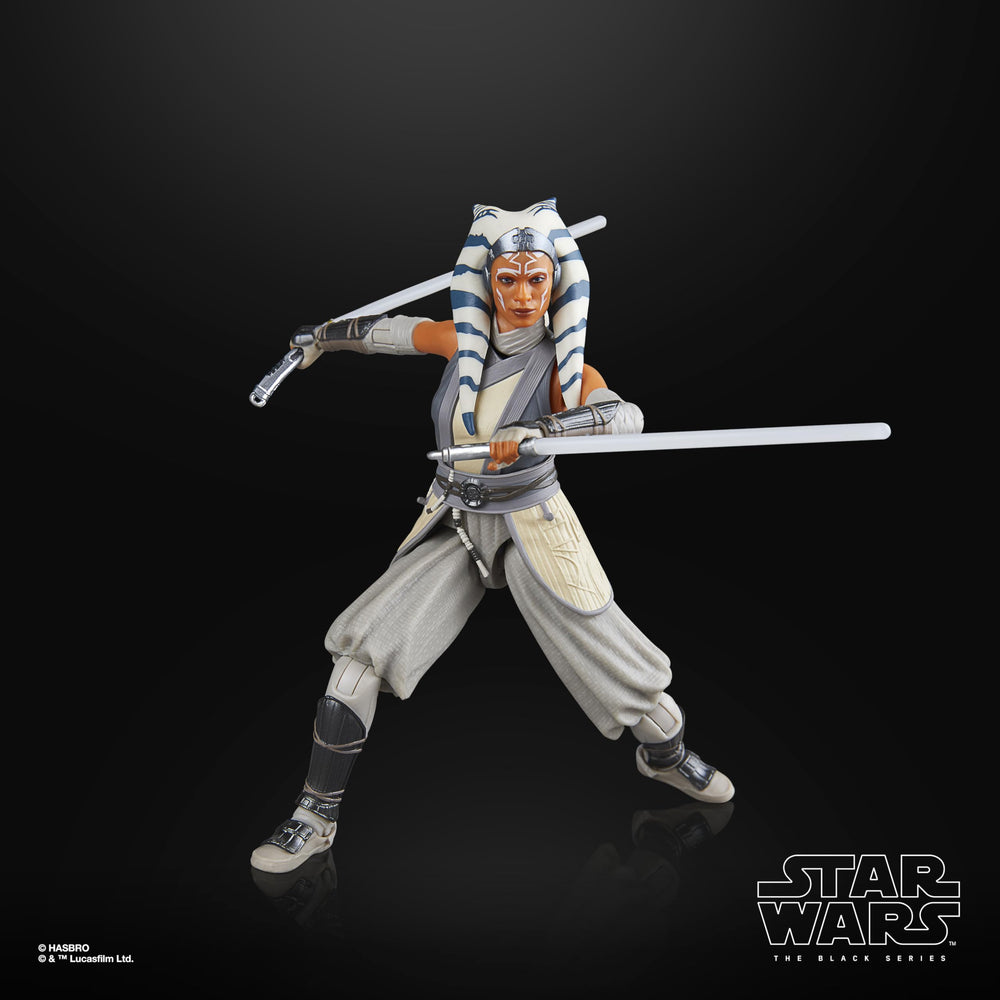 STAR WARS Ahsoka Peridea deco details capture the character look