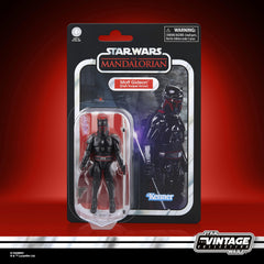 STAR WARS Moff Gideon staff accessory enhances pose options on the 3.75-inch figure.