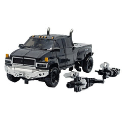 STENBEIGO weapon-expert-truck figure in dynamic pose for imaginative play