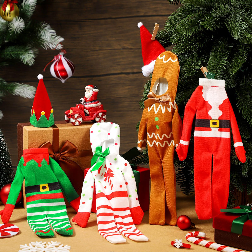 Suhine reindeer doll costume in felt for festive storytelling.