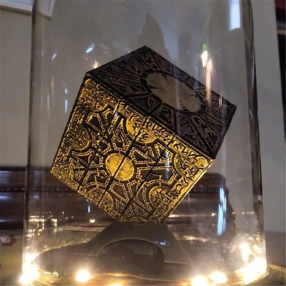 SUIZU Detachable Hellraiser Puzzle Box gift-ready packaging rendering ideal for collectors.