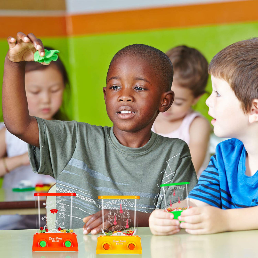 Sumind Aqua Rings compact size fits in one hand for easy transport.