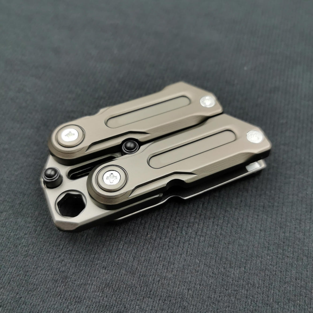 T-Conceal EDC fidget slider closeup highlighting magnetic design for focus