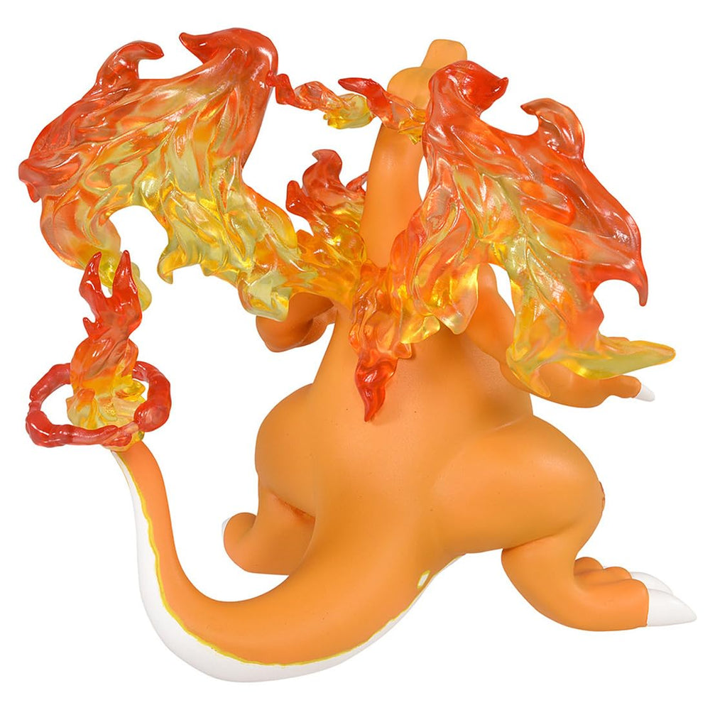 Takara Tomy Pokemon Moncolle Charizard Kyodai Max Sugata figure dynamic pose