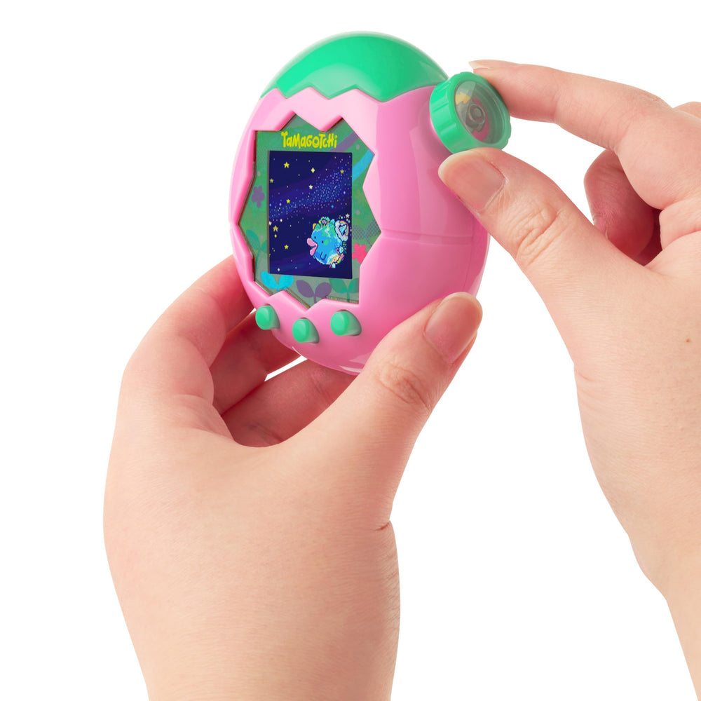 Tamagotchi Paradise Lab Mode mini-games add interactive play and new challenges.