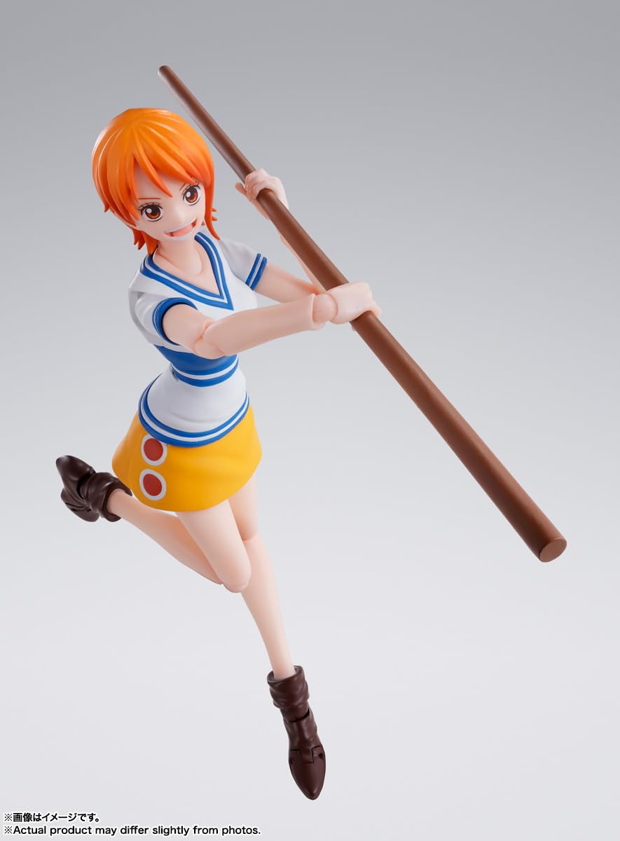 Tamashii Nations Nami Romance Dawn S.H.Figuarts left hand for expressive poses.
