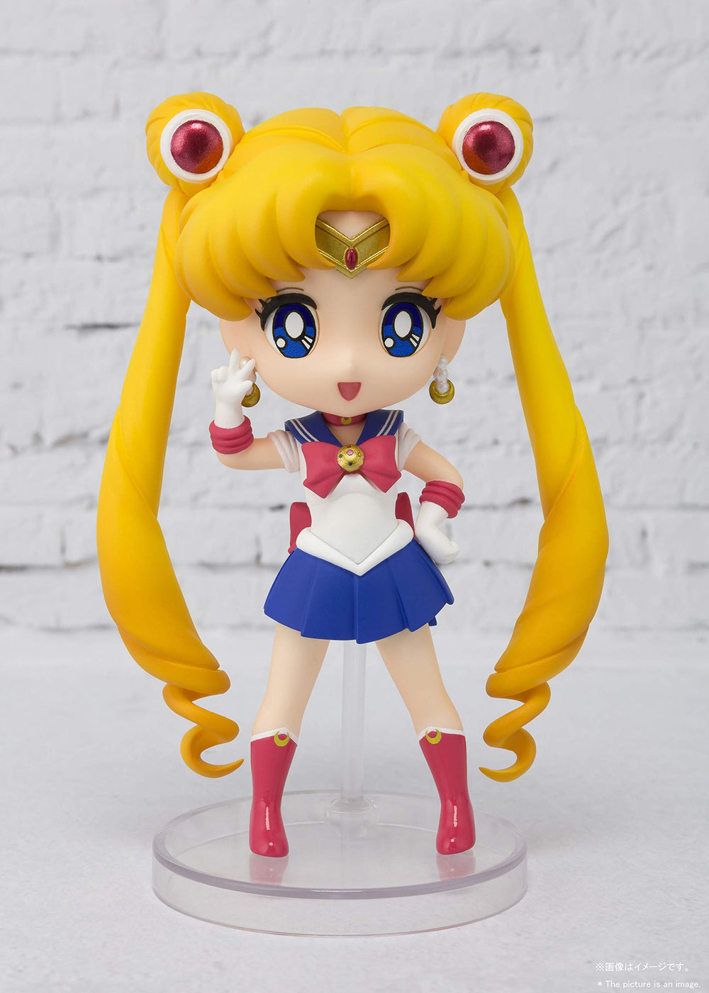Tamashii Nations Sailor Moon Figuarts Mini stand included for dynamic posing