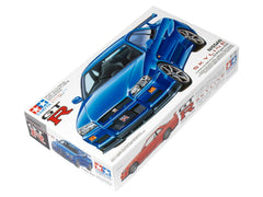Tamiya Nissan Skyline GT-R V-Spec R34 box art highlights the display-ready silhouette