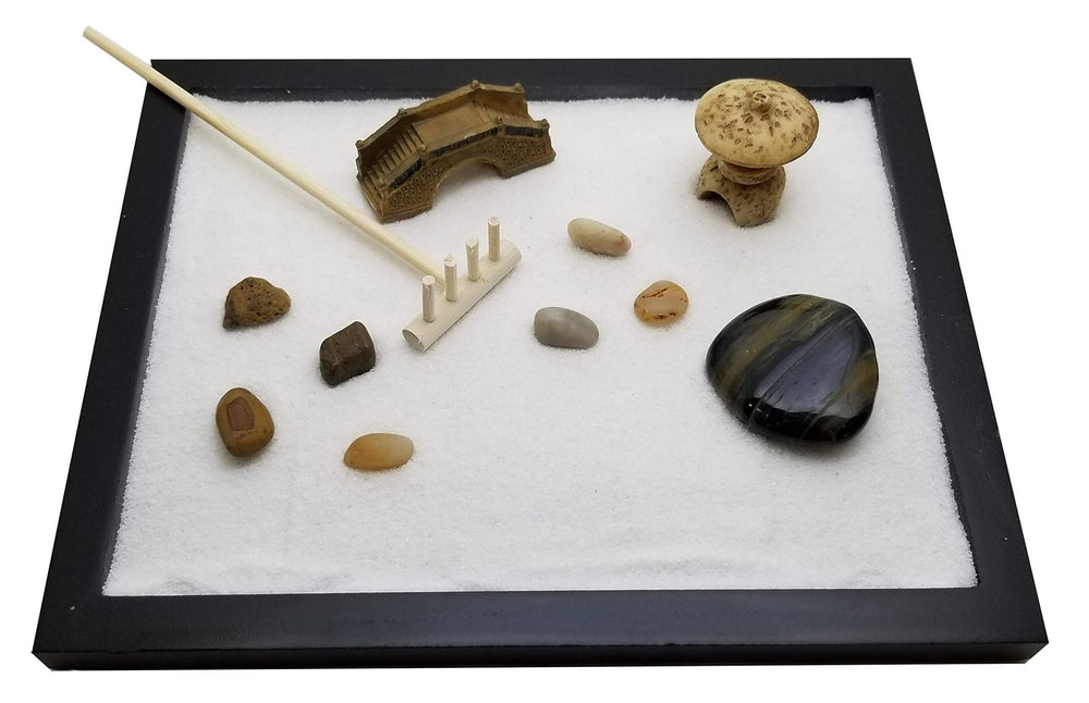 Crystal white sand flows softly, enabling tactile play and relaxation.