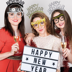 Tawecrew party glasses in multiple styles for group photos