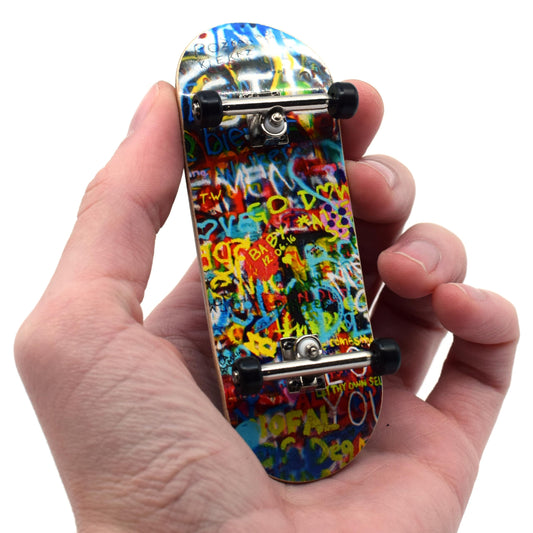 Teak Tuning Graffiti Wall deck close-up highlights durable Prolific Maple finish for smooth cruising.