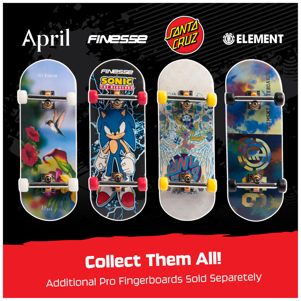 Tech Deck grind box image showing a display and practice surface.
