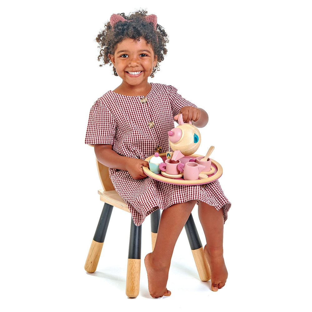 Round tray displays the Birdie Tea Set neatly for elegant playtime.