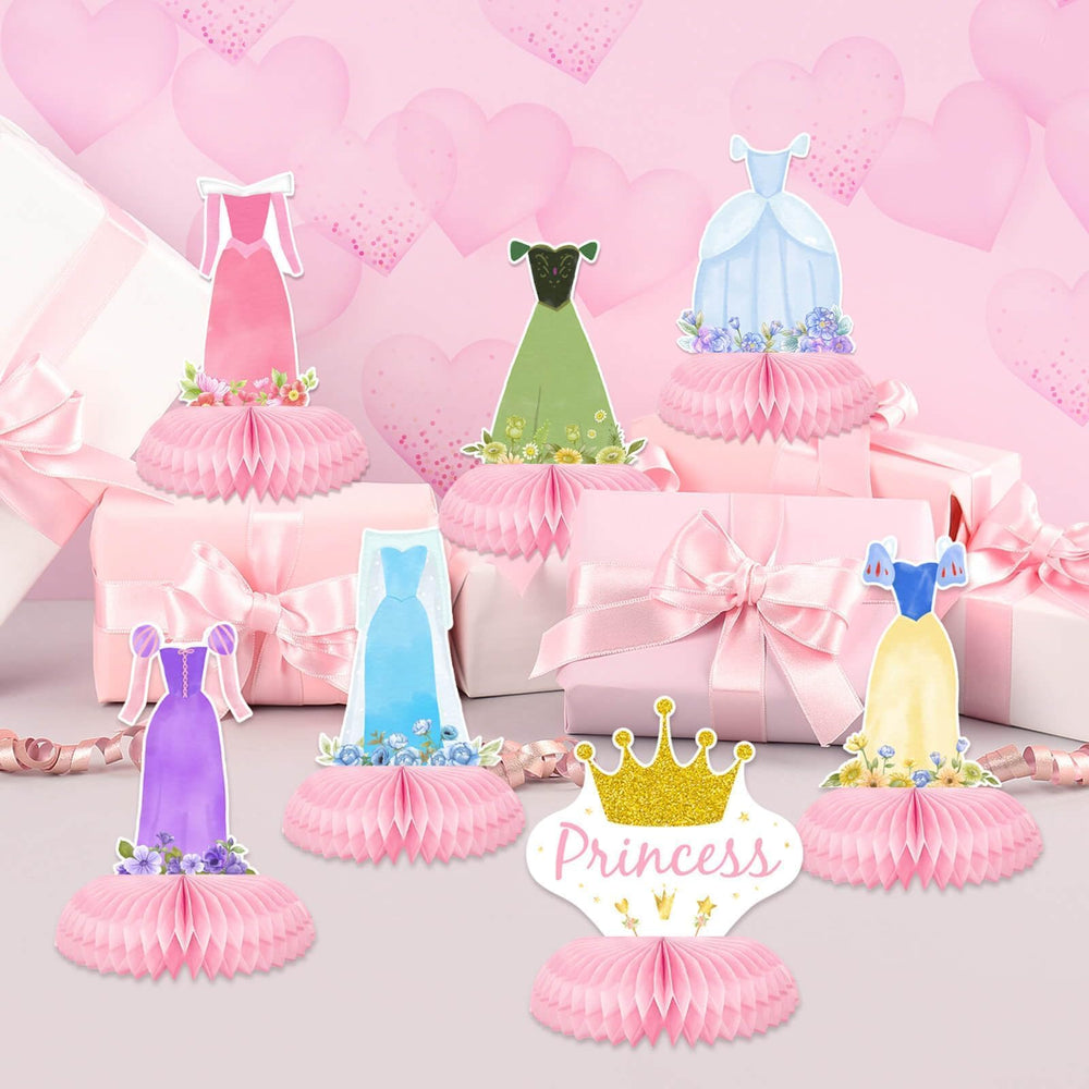 Tewess princess fairytale theme centerpiece enhances celebrations.