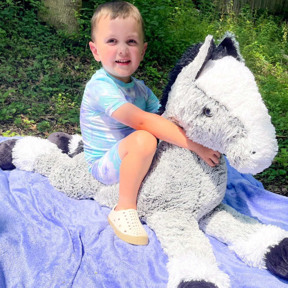 Tezituor soft horse pillow perfect for snuggling during movie nights