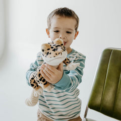 The Petting Zoo leopard gecko plush, close-up face, inviting comforting snuggles at bedtime.