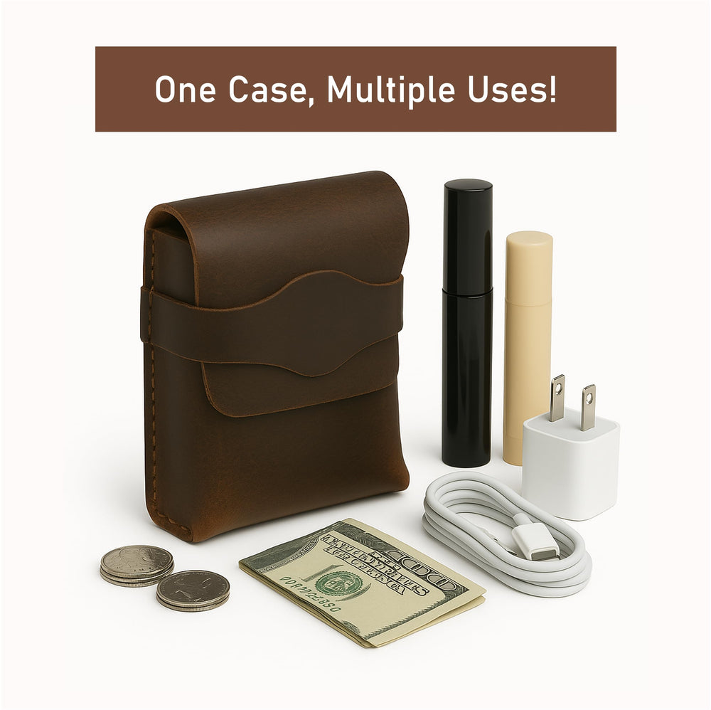 TheAntiq gift-ready brown leather card case, ideal for game lovers and professionals.