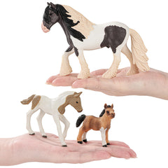 THINKBAY hand-painted horses with lifelike details for storytelling