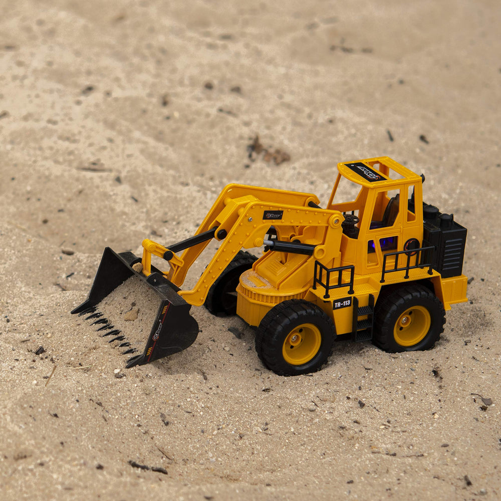 Top Race TR-113-gift-for-builders image depicts a versatile gift for kids and collectors.