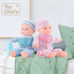 Toy Choi's twins are easy to hold and carry.