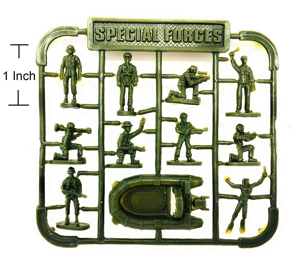 Toy Essentials 360-degree rotating crane and artillery enable dynamic repositioning.