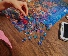 Toynk Millennial Dream Room puzzle nostalgic scene inspired by retro pop culture.